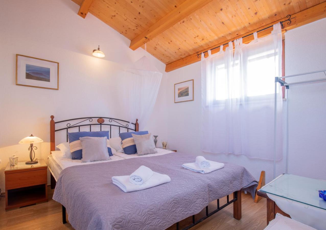 Aldo Sea View Apartment Pula